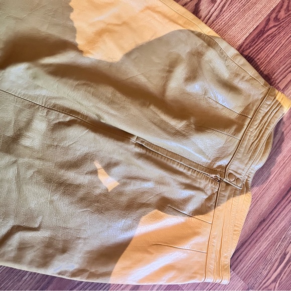 Vintage Leather skirt/jacket set - Picture 8 of 10